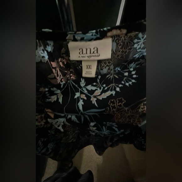 Ana New Approach Blue Floral Blouse Women’s Size XXL - Picture 3 of 3